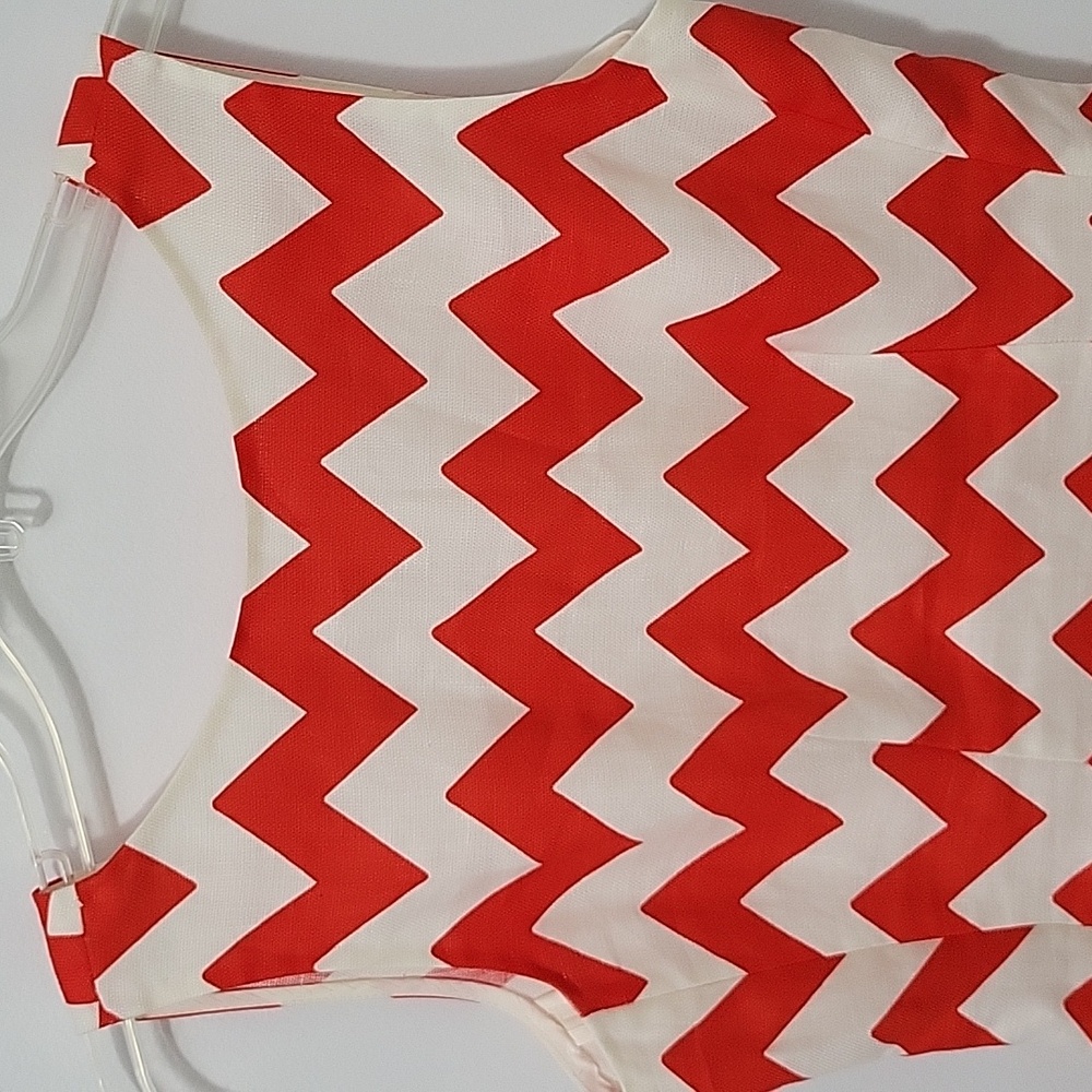 Kate Spade Red and White Chevron Linen Sleeveless Blouse, Size 4 - Picture 2 of 8